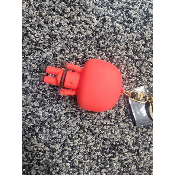 Squid Game-Inspired Red Silicone Keychain With Figure & Symbols - Picture 3 of 3